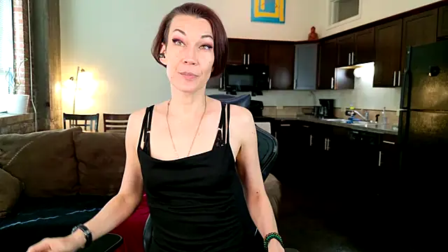 Snapshot of EveEnigma chatting on March 2025 12:34:01 PM EveEnigma online show from March 2025 12:34:01 PM