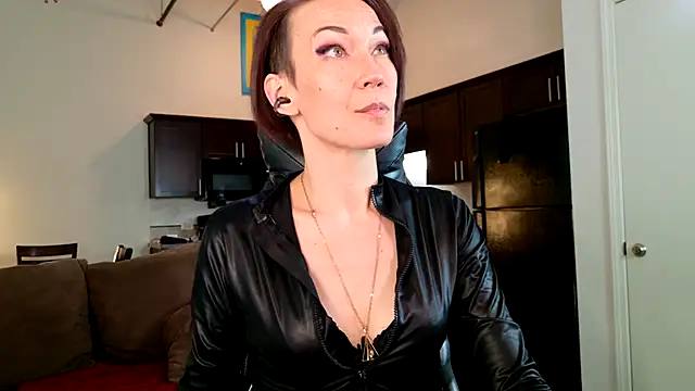 Snapshot of EveEnigma chatting on March 2025 05:50:01 PM EveEnigma online show from March 2025 05:50:01 PM