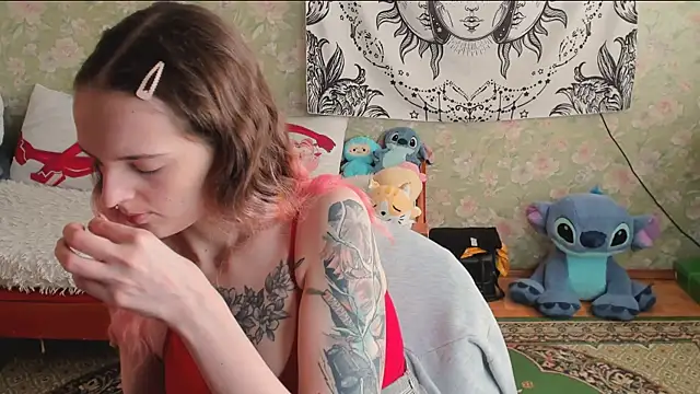 Snapshot of Cutie_Adelia chatting on April 2026 12:03:01 PM Cutie Adelia online show from April 2026 12:03:01 PM