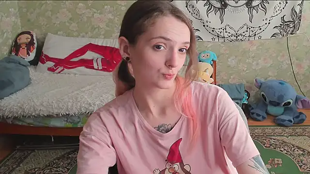 Snapshot of Cutie_Adelia chatting on June 2026 11:05:01 AM Cutie Adelia online show from June 2026 11:05:01 AM
