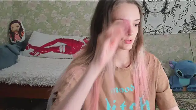 Snapshot of Cutie_Adelia chatting on July 2026 08:53:02 AM Cutie Adelia online show from July 2026 08:53:02 AM