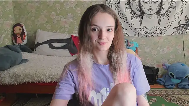 Snapshot of Cutie_Adelia chatting on July 2026 12:42:01 PM Cutie Adelia online show from July 2026 12:42:01 PM