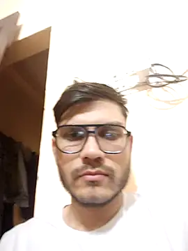 Snapshot of alex78265 chatting on October 2025 05:43:02 PM alex78265 online show from October 2025 05:43:02 PM