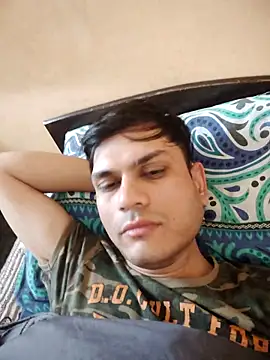 Snapshot of alex78265 chatting on October 2025 05:04:02 AM alex78265 online show from October 2025 05:04:02 AM