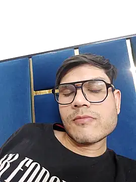 Snapshot of alex78265 chatting on October 2025 04:38:02 PM alex78265 online show from October 2025 04:38:02 PM