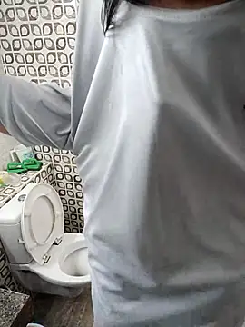 Snapshot of alex78265 chatting on October 2025 05:46:01 AM alex78265 online show from October 2025 05:46:01 AM