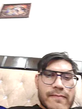 Snapshot of alex78265 chatting on November 2025 12:04:01 PM alex78265 online show from November 2025 12:04:01 PM