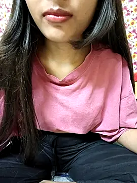 Snapshot of Nupur_69 chatting on March 2025 08:32:02 PM Nupur 69 online show from March 2025 08:32:02 PM