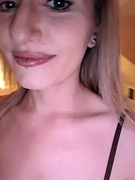 GangBangKitty online show from November 2025 04:17:02 PM