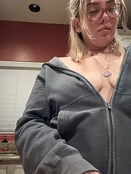 nativepumpkin95 online show from January 2025 01:18:02 AM