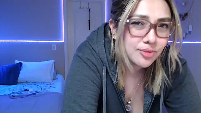 nativepumpkin95 online show from January 2025 04:29:01 AM