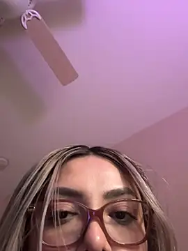 nativepumpkin95 online show from February 2025 03:29:02 AM