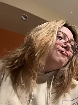 nativepumpkin95 online show from February 2025 09:00:01 AM