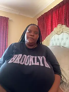 Michyboldy online show from December 2024 10:55:02 AM