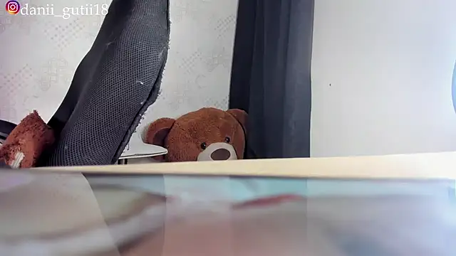 Snapshot of dani_rosee chatting on November 2025 07:30:02 AM dani rosee online show from November 2025 07:30:02 AM