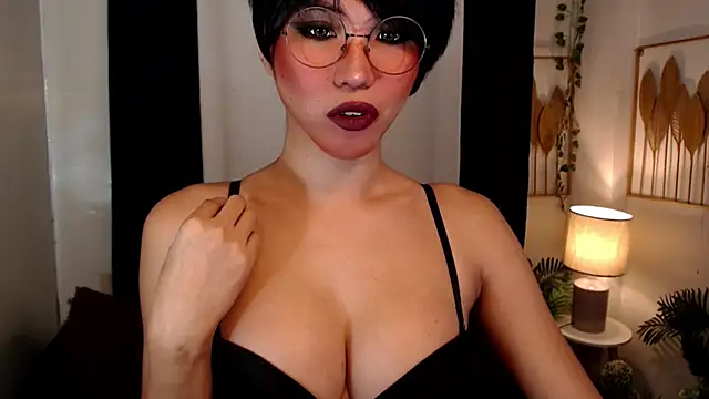 Snapshot of sahara_ts chatting on December 2024 11:54:01 PM sahara ts online show from December 2024 11:54:01 PM