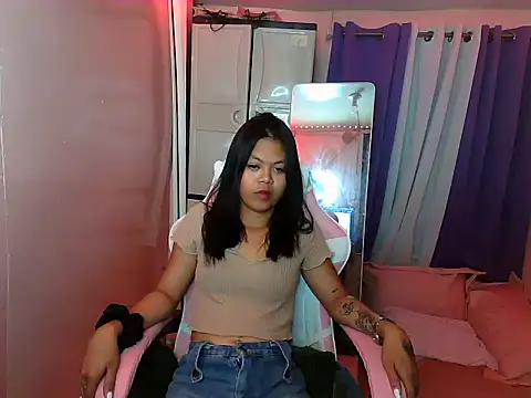 young salsalita online show from March 2025 11:28:02 AM