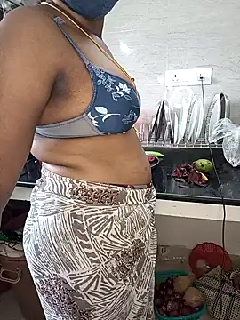 Tamil-hotwife online show from February 2026 04:49:02 AM