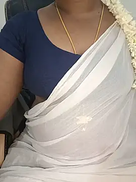Snapshot of Tamil-hotwife chatting on June 2026 06:22:02 PM Tamil-hotwife online show from June 2026 06:22:02 PM
