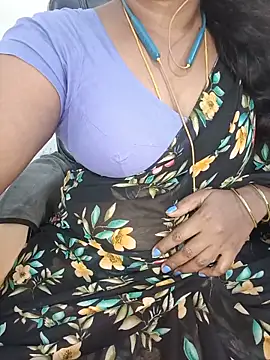 Snapshot of Tamil-hotwife chatting on June 2026 09:01:01 AM Tamil-hotwife online show from June 2026 09:01:01 AM
