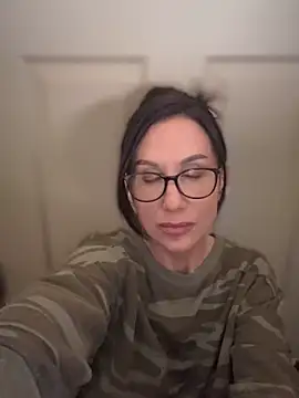 Fiona Kent  online show from December 2024 02:08:02 AM