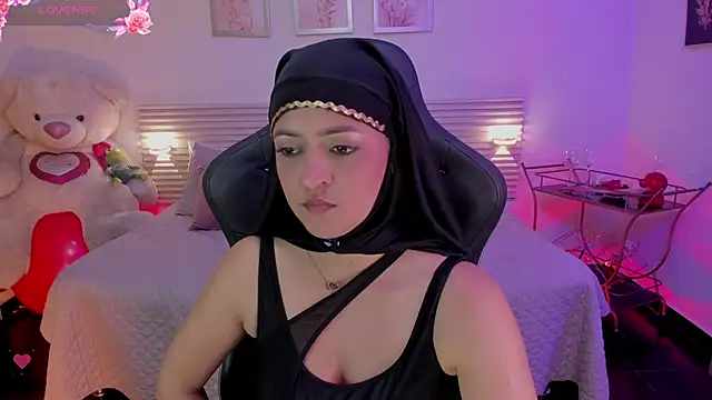 Snapshot of New_Arab_Kingdom chatting on June 2026 09:49:01 PM New Arab Kingdom online show from June 2026 09:49:01 PM