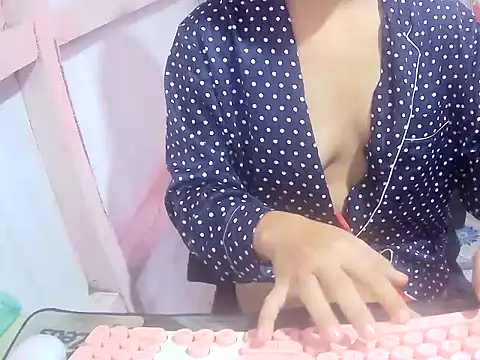 WildAss 18 online show from February 2025 11:08:02 PM