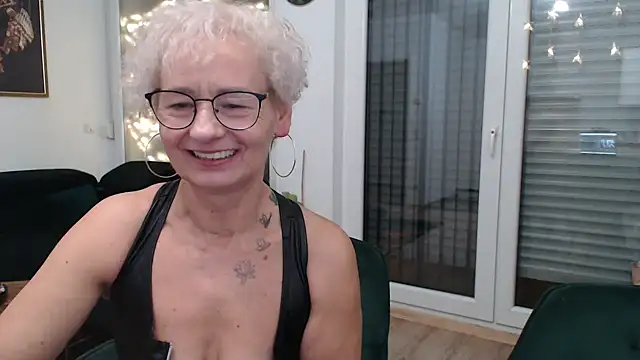 Hot Ann52 online show from December 2024 06:01:02 PM