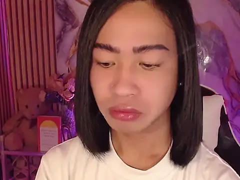 Snapshot of Lemonadexxx chatting on September 2025 06:19:01 PM Lemonadexxx online show from September 2025 06:19:01 PM