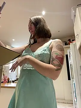 Snapshot of Daisy_Michto_Officiel chatting on February 2025 10:20:02 AM Daisy Michto Officiel online show from February 2025 10:20:02 AM