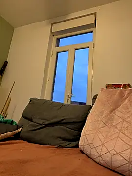 Snapshot of Daisy_Michto_Officiel chatting on November 2025 04:18:01 PM Daisy Michto Officiel online show from November 2025 04:18:01 PM