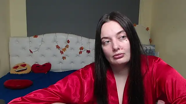 MilanaPrice online show from November 2025 06:30:01 PM