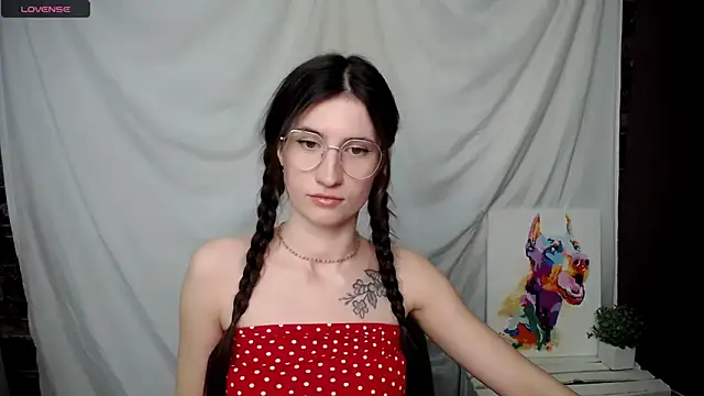 Snapshot of MaryEm976 chatting on March 2025 08:37:02 AM MaryEm976 online show from March 2025 08:37:02 AM