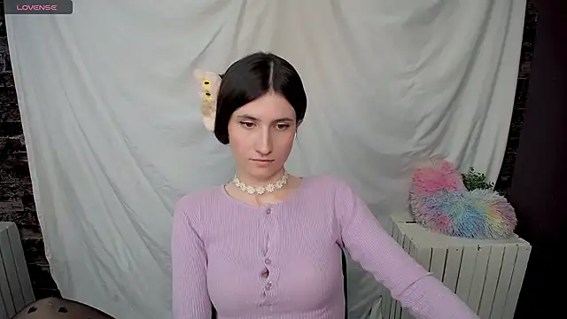 Snapshot of MaryEm976 chatting on March 2025 09:45:02 AM MaryEm976 online show from March 2025 09:45:02 AM