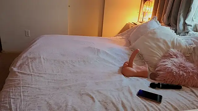 Snapshot of JESS_LOVES chatting on November 2025 07:16:02 PM JESS LOVES online show from November 2025 07:16:02 PM