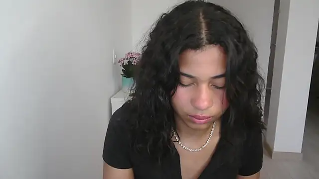 dark enchantress  online show from December 2024 10:30:01 PM