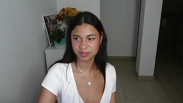 dark enchantress  online show from January 2025 03:34:02 AM