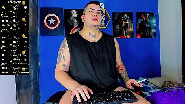 Snapshot of Thomas_chubbyxhot chatting on April 2026 06:55:02 AM Thomas chubbyxhot online show from April 2026 06:55:02 AM