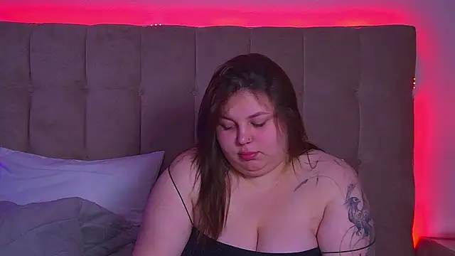 Snapshot of LillianKim chatting on February 2025 06:45:01 PM LillianKim online show from February 2025 06:45:01 PM