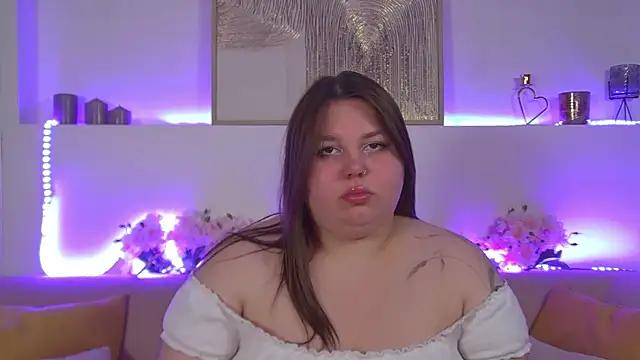 Snapshot of LillianKim chatting on February 2025 09:41:02 PM LillianKim online show from February 2025 09:41:02 PM