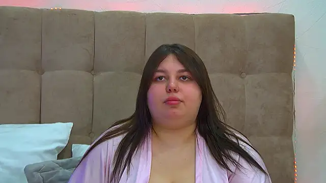 Snapshot of LillianKim chatting on March 2025 06:51:02 PM LillianKim online show from March 2025 06:51:02 PM