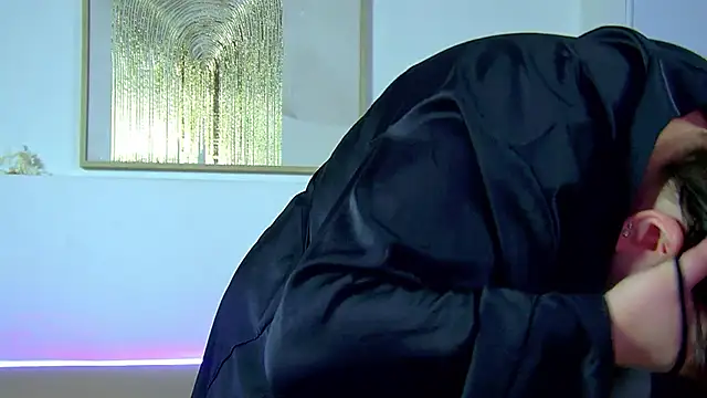 Snapshot of LillianKim chatting on October 2025 06:24:01 AM LillianKim online show from October 2025 06:24:01 AM