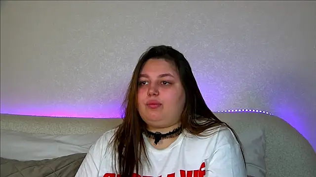 Snapshot of LillianKim chatting on October 2025 06:42:02 PM LillianKim online show from October 2025 06:42:02 PM