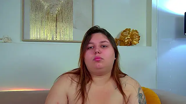 Snapshot of LillianKim chatting on October 2025 06:47:01 AM LillianKim online show from October 2025 06:47:01 AM