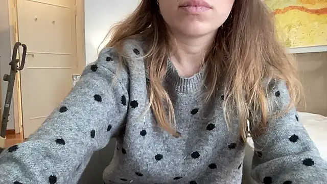 Mollyy998 online show from October 2025 08:38:01 AM