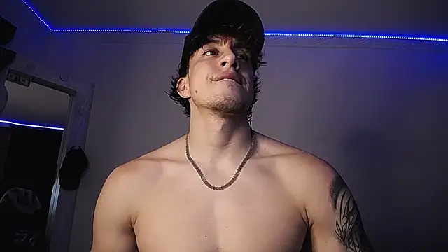 strongboy  online show from January 2025 02:14:01 AM