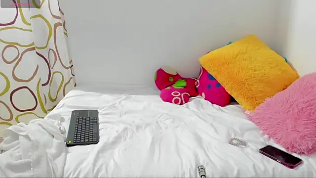 sweetnia online show from February 2025 01:41:01 PM