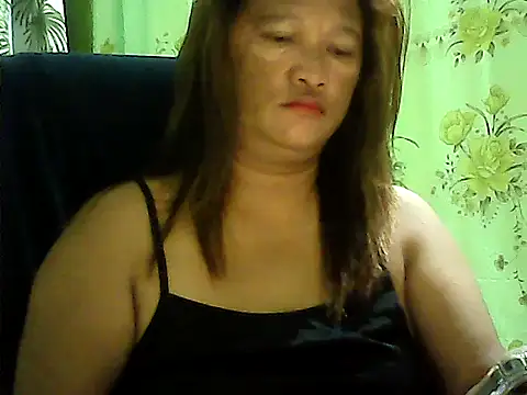 Snapshot of hott_scarlett chatting on December 2025 09:30:01 PM hott scarlett online show from December 2025 09:30:01 PM