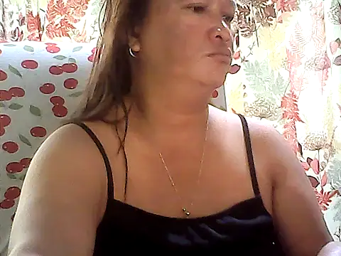 Snapshot of hott_scarlett chatting on April 2026 11:57:02 PM hott scarlett online show from April 2026 11:57:02 PM