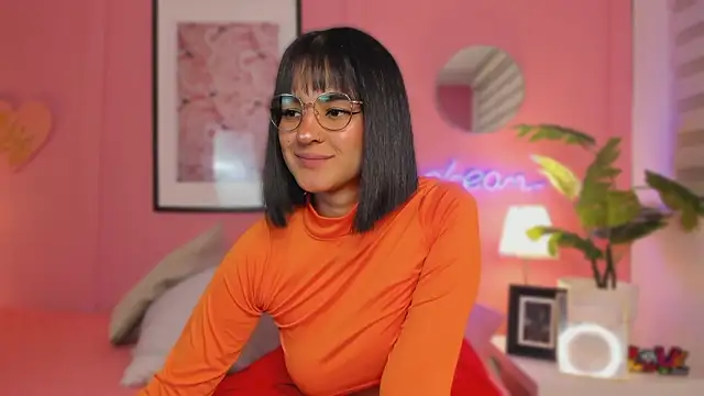 Snapshot of SoySaraa chatting on March 2026 06:07:02 AM SoySaraa online show from March 2026 06:07:02 AM